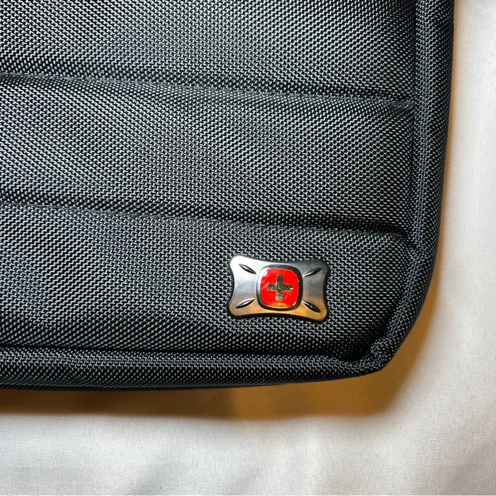 SwissGear Black and‎ Red Laptop Bag